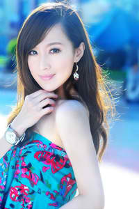 穿成女婴就被肉h